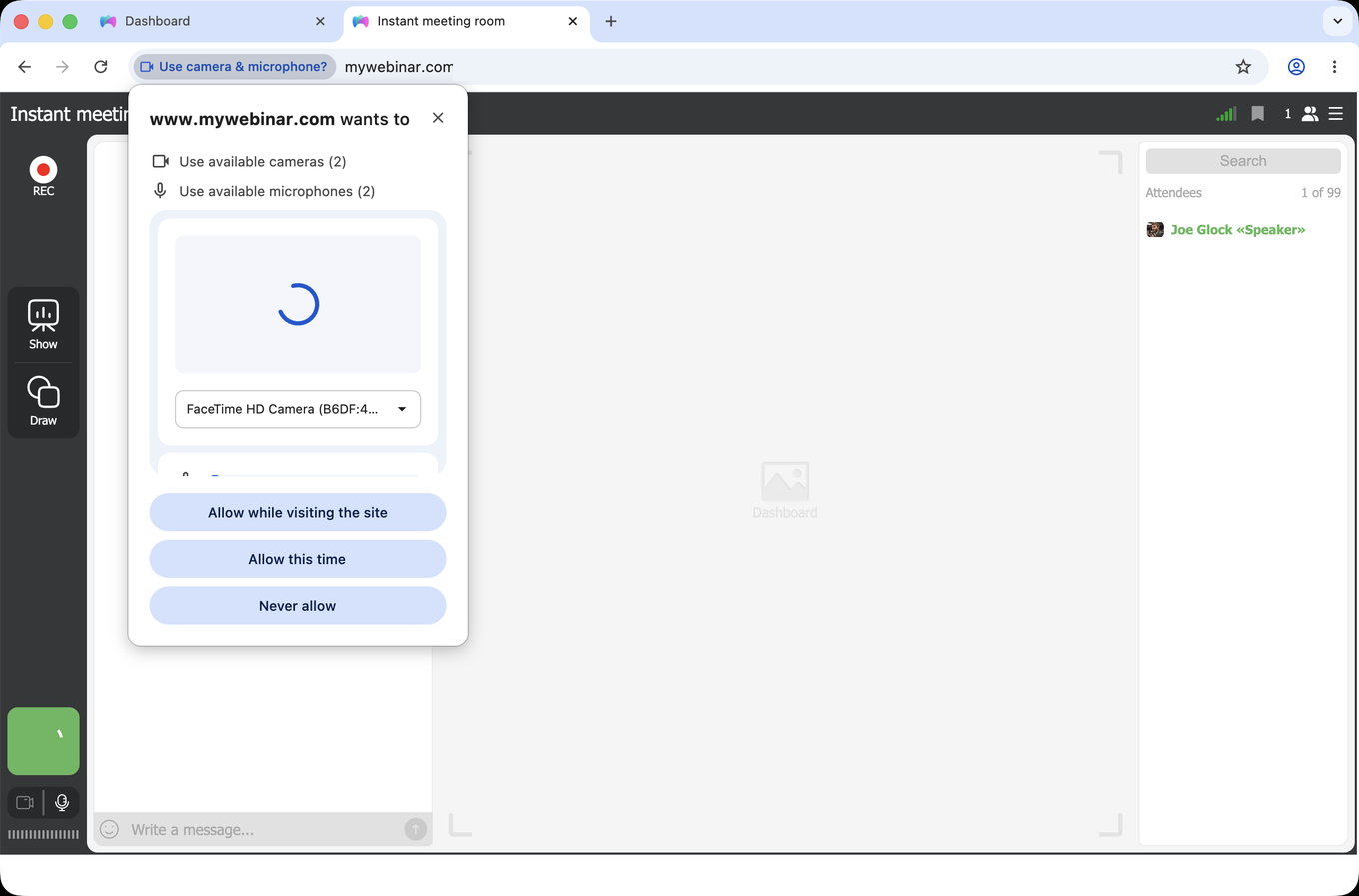 Chrome fragt nach den verfügbaren Kameras und Mikrofonen für www.mywebinar.com, mit Kameravorschau und den Optionen zum Erlauben