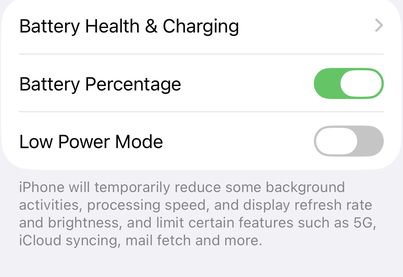 El interruptor Low Power Mode en la pantalla Battery de iOS, con la descripción de Apple sobre lo que reduce ese modo