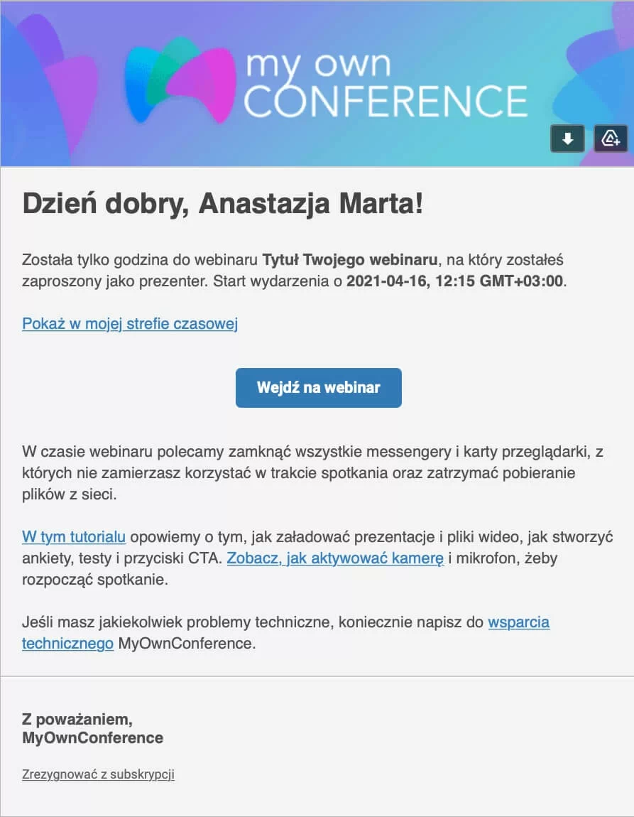Prezenter korzysta z materiałów wizualnych, aby przyciągnąć uwagę publiczności