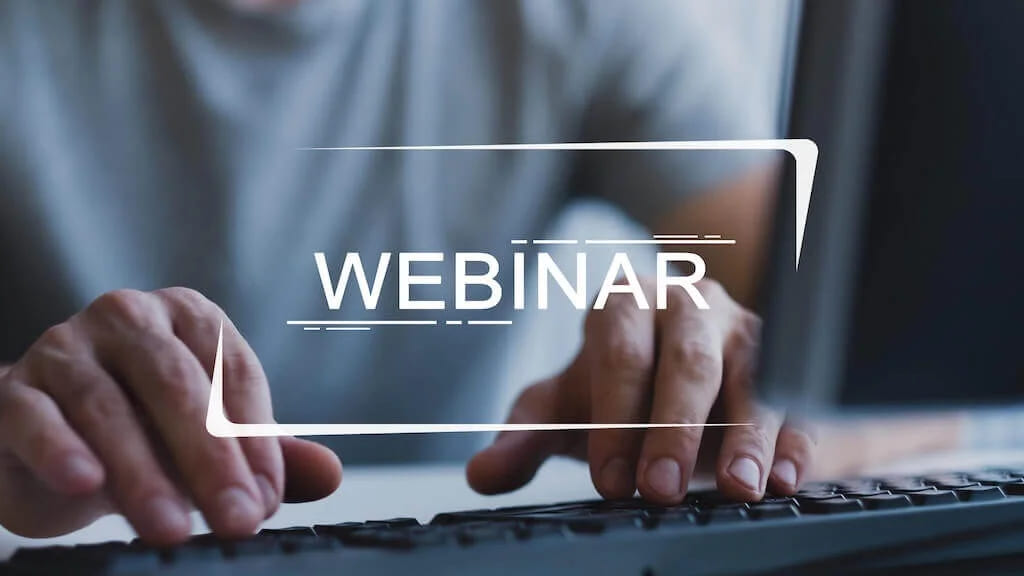 Conducting webinars with webinar software MyOwnConference