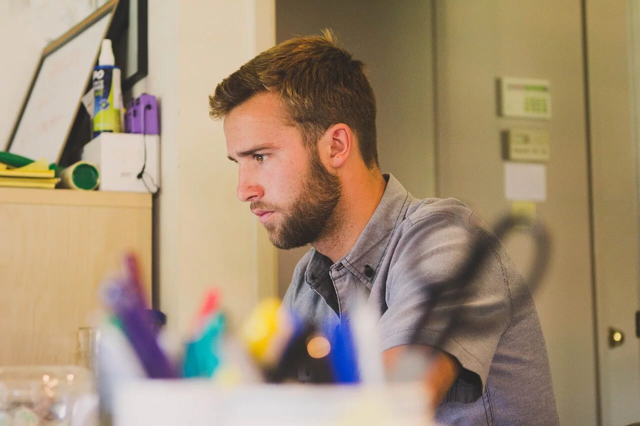User preparing to join a virtual event