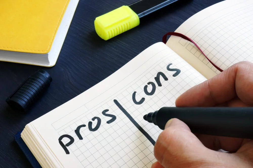 Live webinars, pros and cons